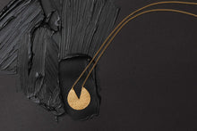 Load image into Gallery viewer, V-Necklace